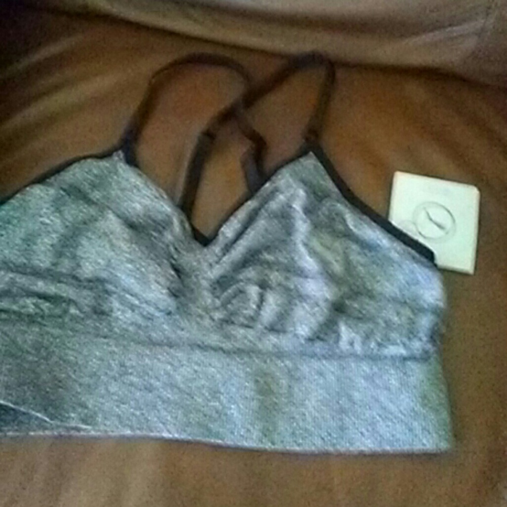 Work out top - Picture 2 of 4